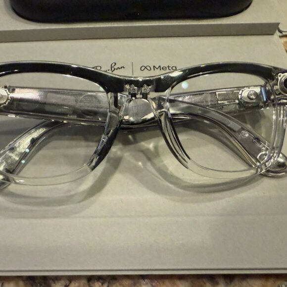 RAY-BAN | META WAYFARER LIMITED EDITION RW4006 Transitions Clear/Sapphire 50-22 - Picture 6 of 6